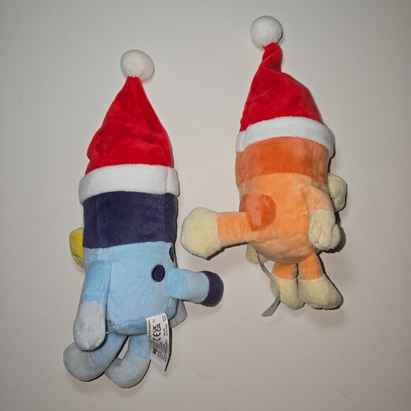 Bluey & Bingo Santa Hats 8" Plush Bundle - Picture 3 of 12